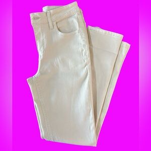 M Jeans  By Maurices Cream Pants Slim Straight NWOT Size 4R